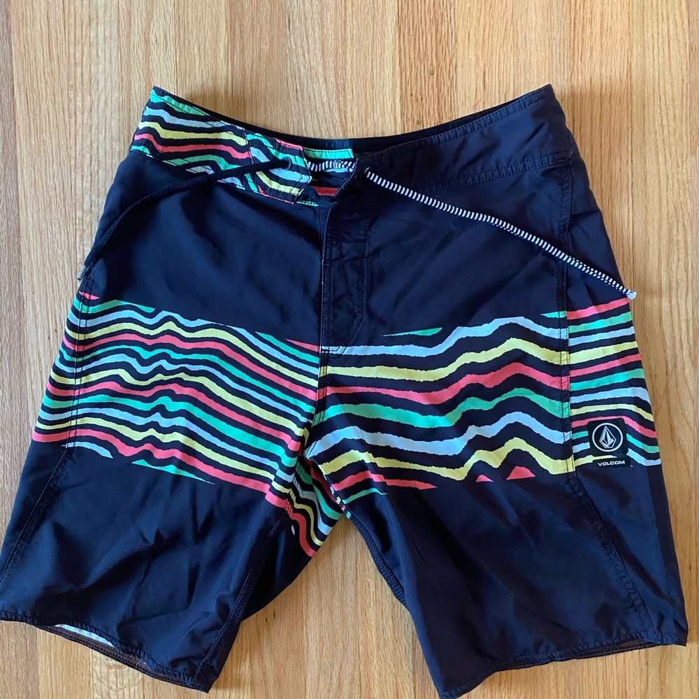 Volcom board shorts